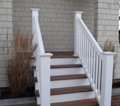 Intex exterior railing for front steps